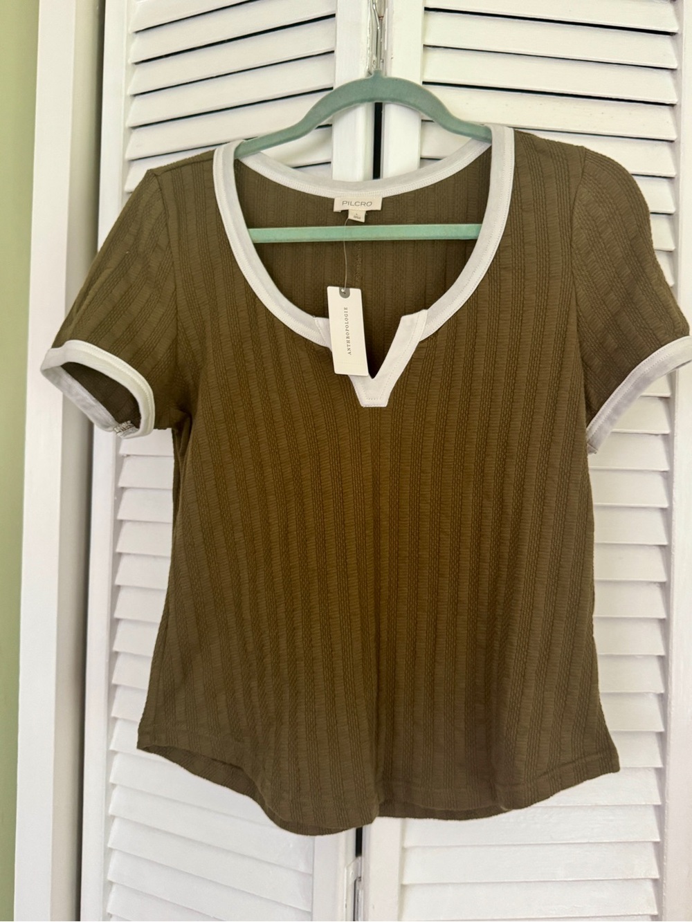 Pilcro Olive Green Ribbed Short-Sleeve Tee with Cream Trim NWT